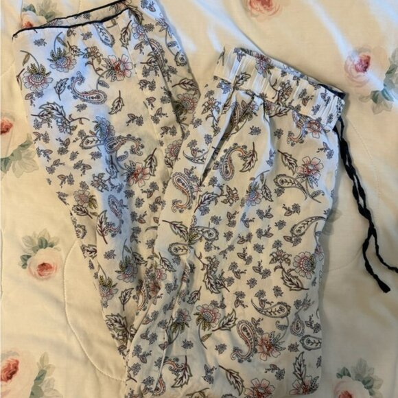 Victoria's Secret Other - Victoria's Secret Paisley Print Pajamas